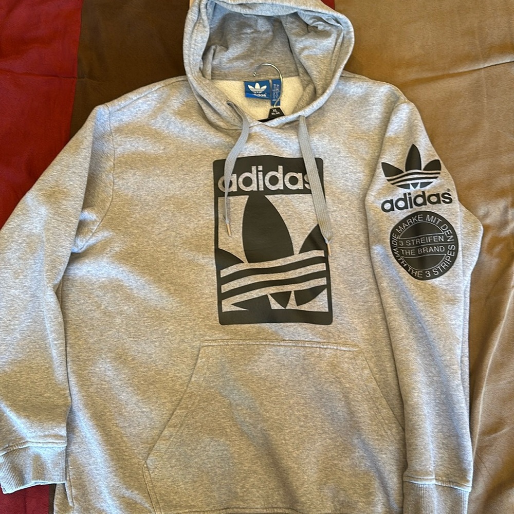 Adidas Men's Original Trefoil Street Graphic Pullover Hoodie in Gray, Size: XL